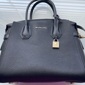 Michael Kors Large Mercer Satchel